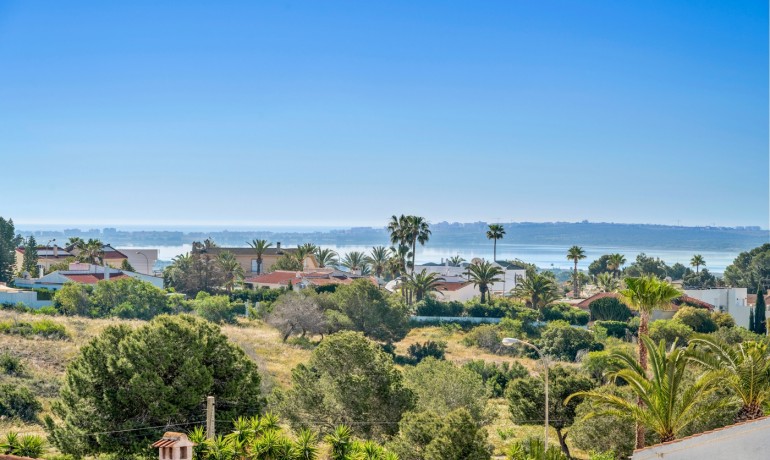 Sale - Villa -
Ciudad Quesada - Ciudad Quesada - Town