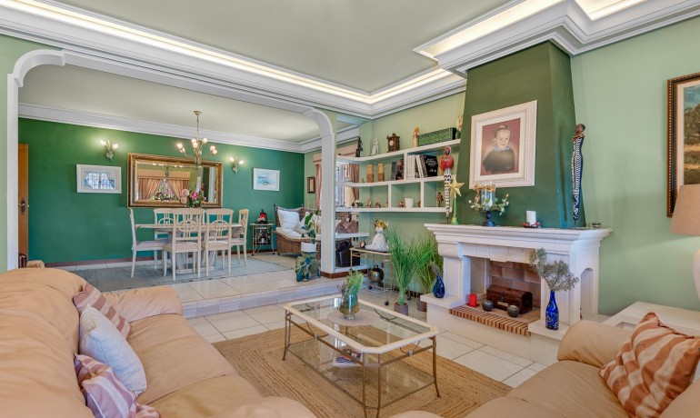 Sale - Villa -
Torrevieja - Torre La Mata