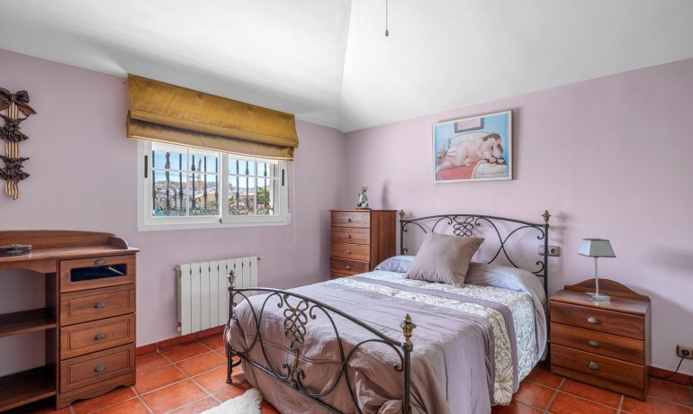 Sale - Villa -
Torrevieja - Torre La Mata