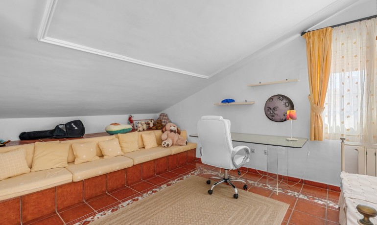 Sale - Villa -
Torrevieja - Torre La Mata