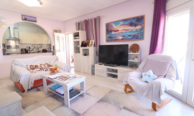 Herverkoop - Villa -
Benimar