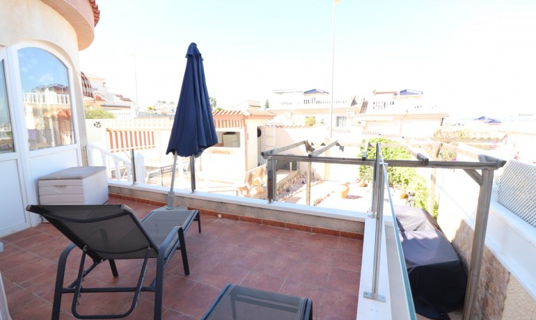 Herverkoop - Villa -
Benimar