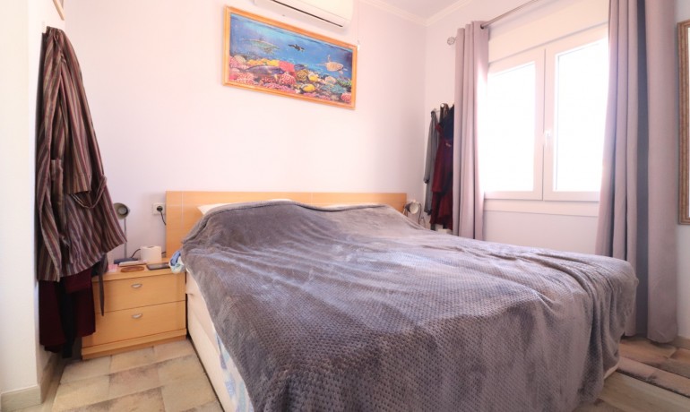 Herverkoop - Villa -
Benimar