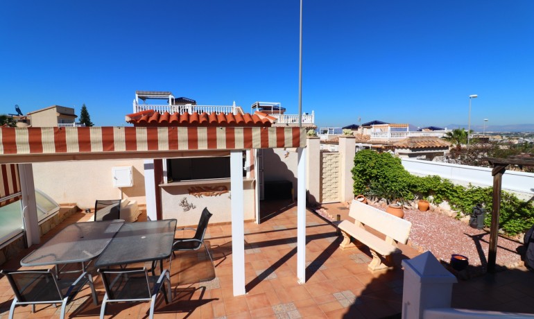 Herverkoop - Villa -
Benimar