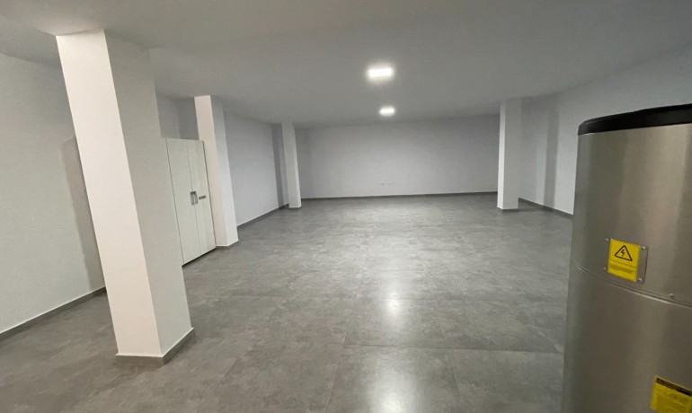 Herverkoop - Villa -
Villamartín