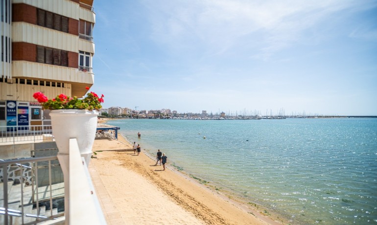Sale - Apartment / Flat -
Torrevieja* - Acequion