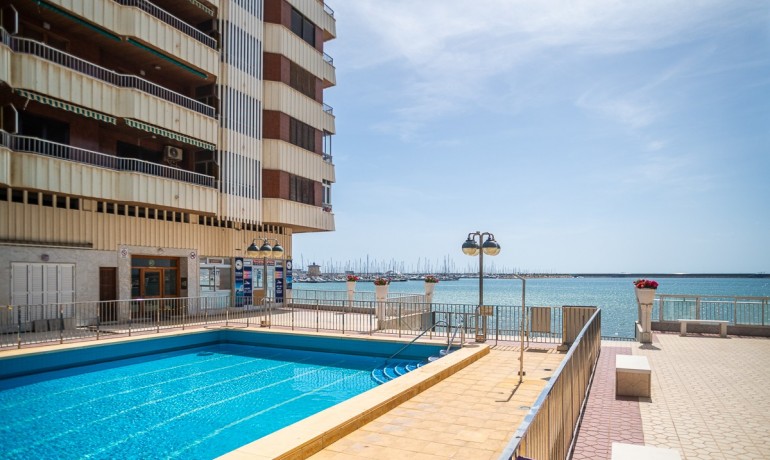 Sale - Apartment / Flat -
Torrevieja* - Acequion