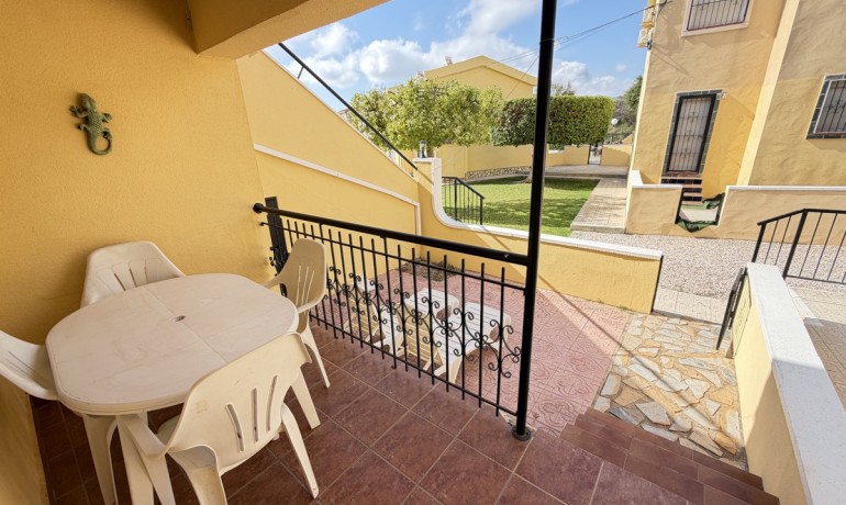 Venta - Apartamento / piso -
Villamartin