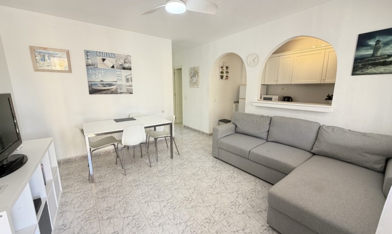Venta - Apartamento / piso -
Villamartin