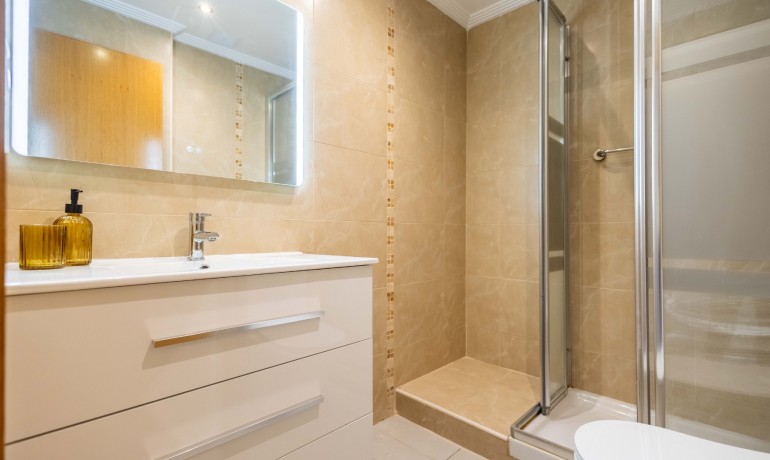 Venta - Apartamento / piso -
Torrevieja Centro - Playa del Cura