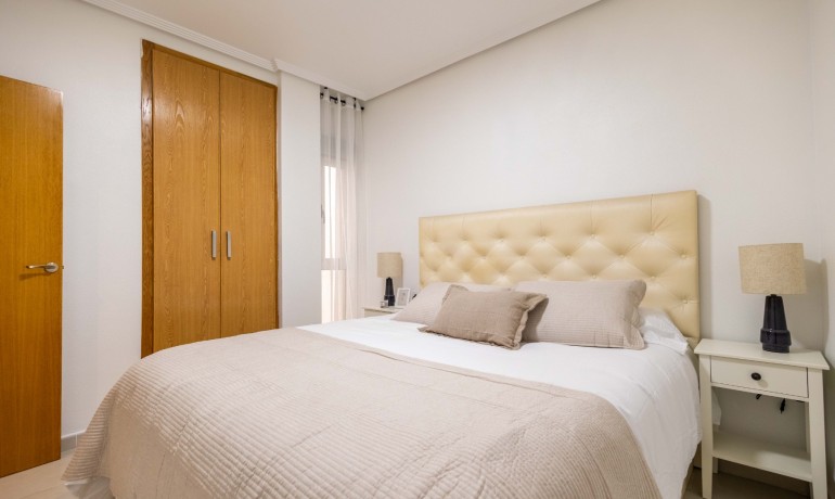 Venta - Apartamento / piso -
Torrevieja Centro - Playa del Cura