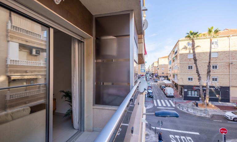 Venta - Apartamento / piso -
Torrevieja Centro - Playa del Cura