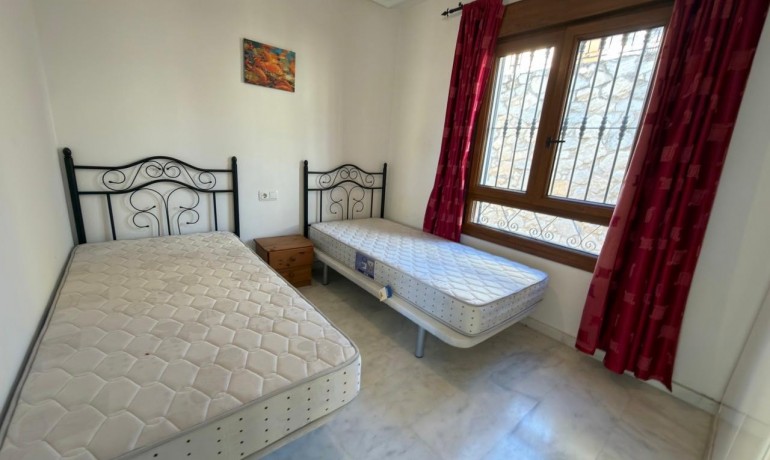 Venta - Apartamento / piso -
Algorfa - La Finca Golf Resort