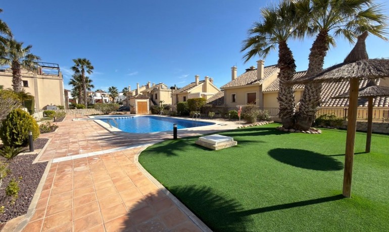 Venta - Apartamento / piso -
Algorfa - La Finca Golf Resort