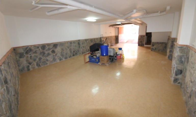 Venta - Casa -
Catral* - pueblo