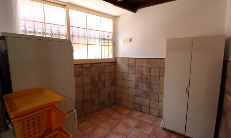 Venta - Casa -
Catral* - pueblo