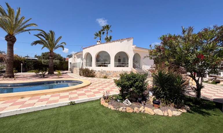 Sale - Villa Detached -
Cuidad Quesada* - Ciudad Quesada
