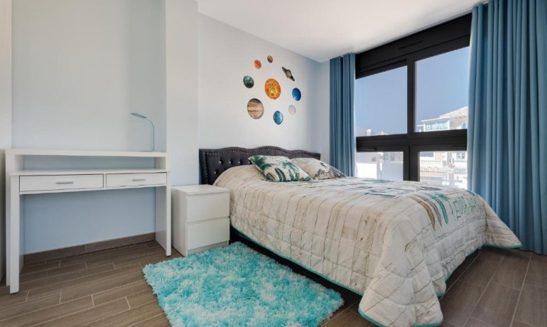 Venta - Villa -
Torrevieja