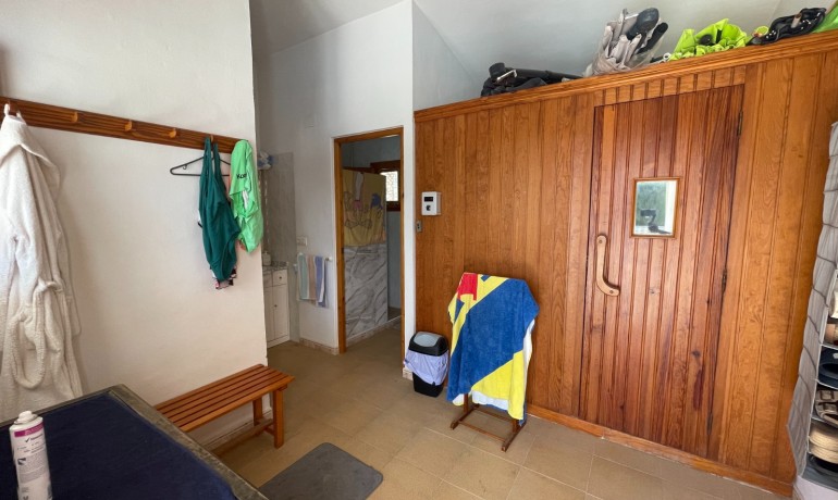 Revente - Finca Country Property -
Elda