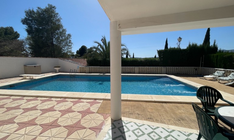 Revente - Finca Country Property -
Elda