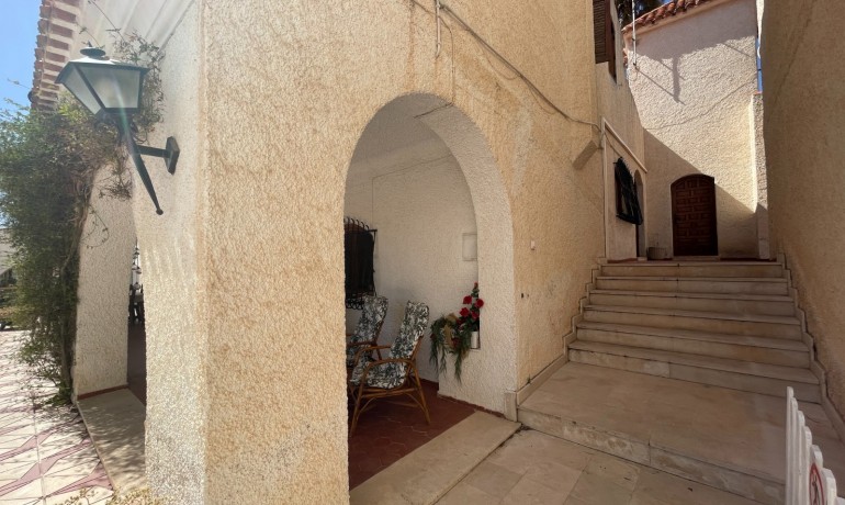 Revente - Finca Country Property -
Elda