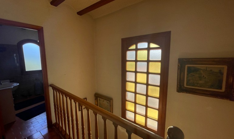 Revente - Finca Country Property -
Elda