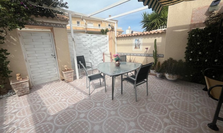 Venta - Casa -
Ciudad Quesada - Doña pepa