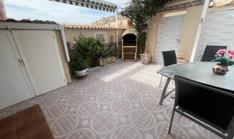 Venta - Casa -
Ciudad Quesada - Doña pepa