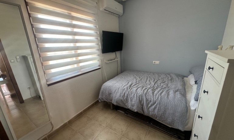 Venta - Apartamento / piso -
Torrevieja - Aguas Nuevas