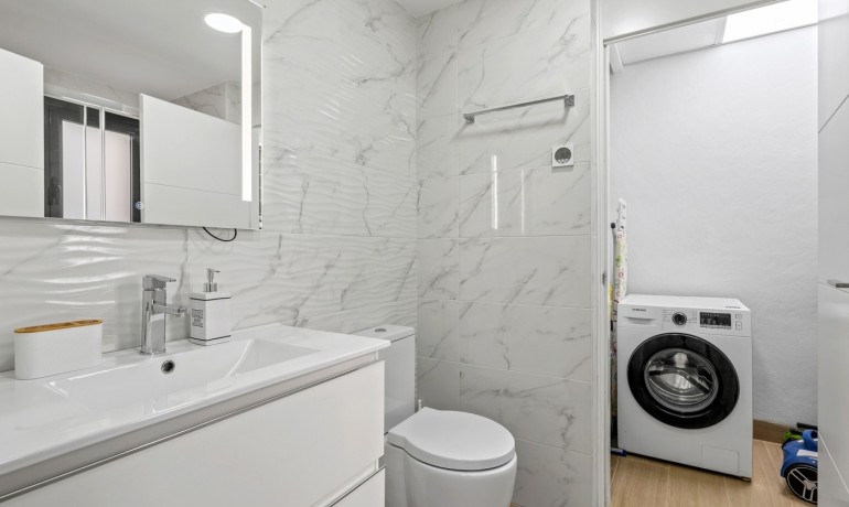 Venta - Apartamento / piso -
Orihuela Costa - Villamartín
