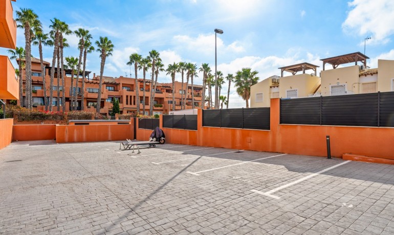 Venta - Apartamento / piso -
Orihuela Costa - Villamartín