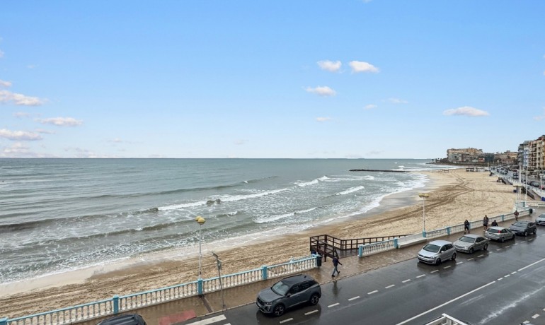 Venta - Apartamento / piso -
Torrevieja - Playa de los Locos
