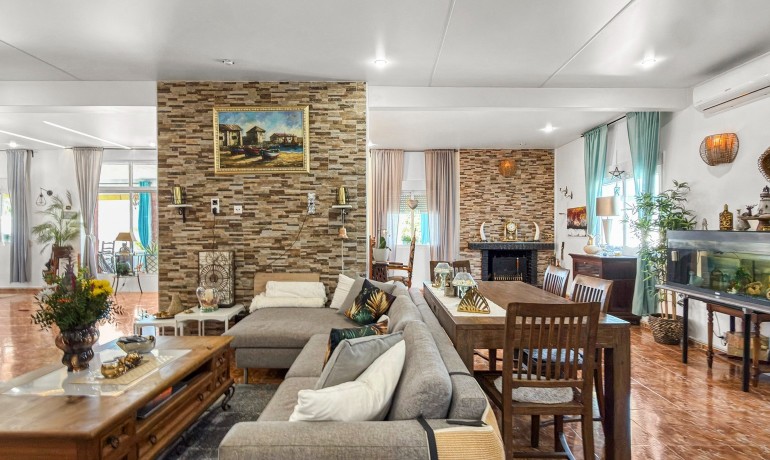 Sale - Villa -
Cuidad Quesada* - Ciudad Quesada