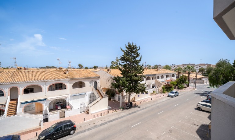 Venta - Apartamento / piso -
Orihuela Costa - Cabo Roig