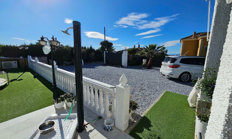 Venta - Villa -
San Fulgencio - San Fulgencio - Town