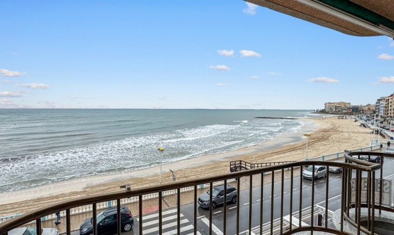 Venta - Apartamento / piso -
Torrevieja - Playa de los Locos
