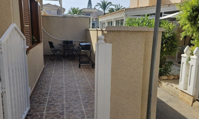 Venta - Apartamento / piso -
Orihuela Costa - Playa Flamenca