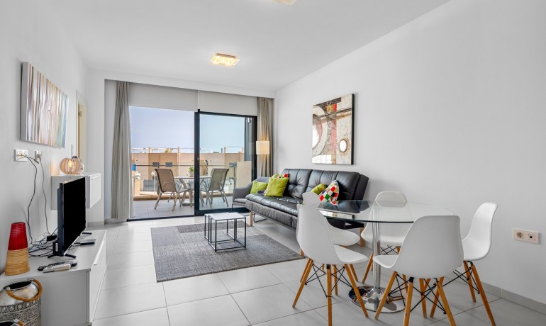 Venta - Apartamento / piso -
Orihuela Costa - La Zenia