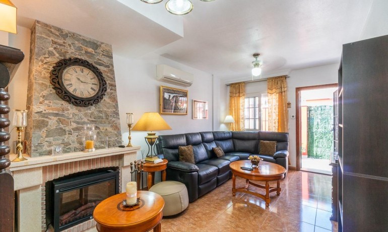 Venta - Casa -
Orihuela Costa - PAU 8