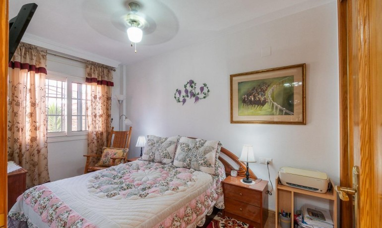 Venta - Casa -
Orihuela Costa - PAU 8