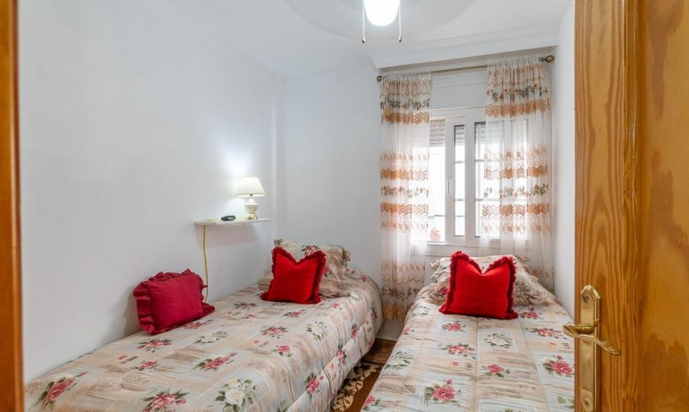 Venta - Casa -
Orihuela Costa - PAU 8