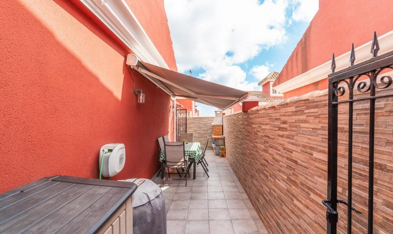 Venta - Casa -
Orihuela Costa - PAU 8