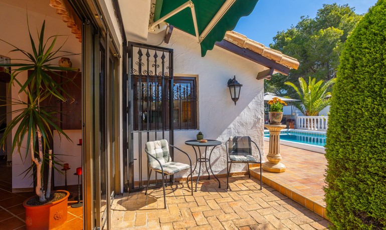 Venta - Villa -
Orihuela Costa - Villamartin