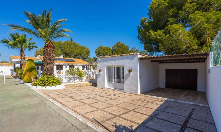 Venta - Villa -
Orihuela Costa - Villamartin