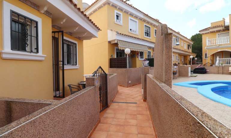 Venta - Casa -
Algorfa - La Finca Golf Resort