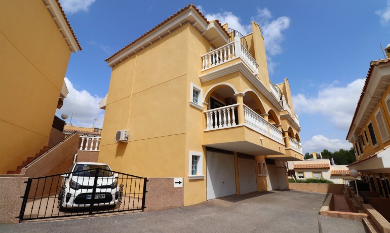 Venta - Casa -
Algorfa - La Finca Golf Resort