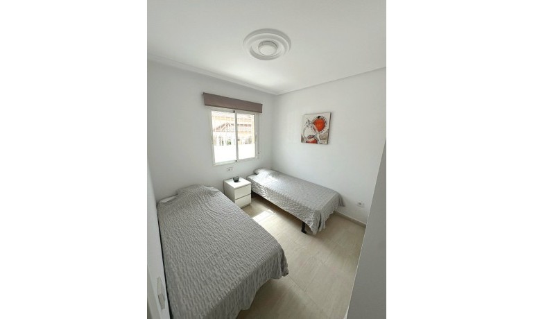 Venta - Casa -
Ciudad Quesada - Benimar