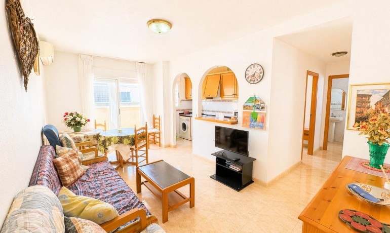 Venta - Apartamento / piso -
Torrevieja - Centro