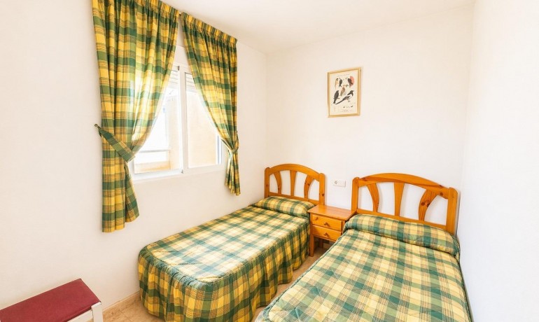 Venta - Apartamento / piso -
Torrevieja - Centro