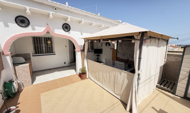 Venta - Apartamento / piso -
San Miguel de Salinas - San Miguel De Salinas